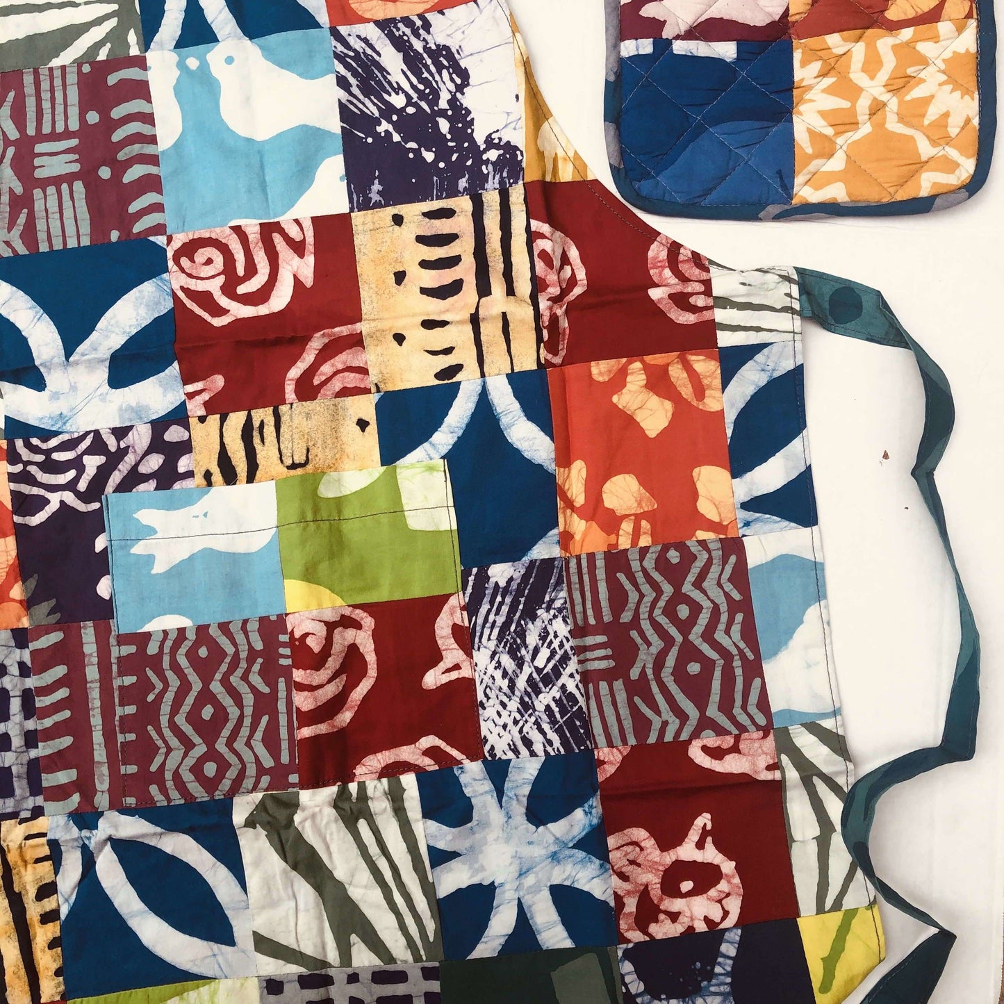 Sustainable Aprons for the Chefs