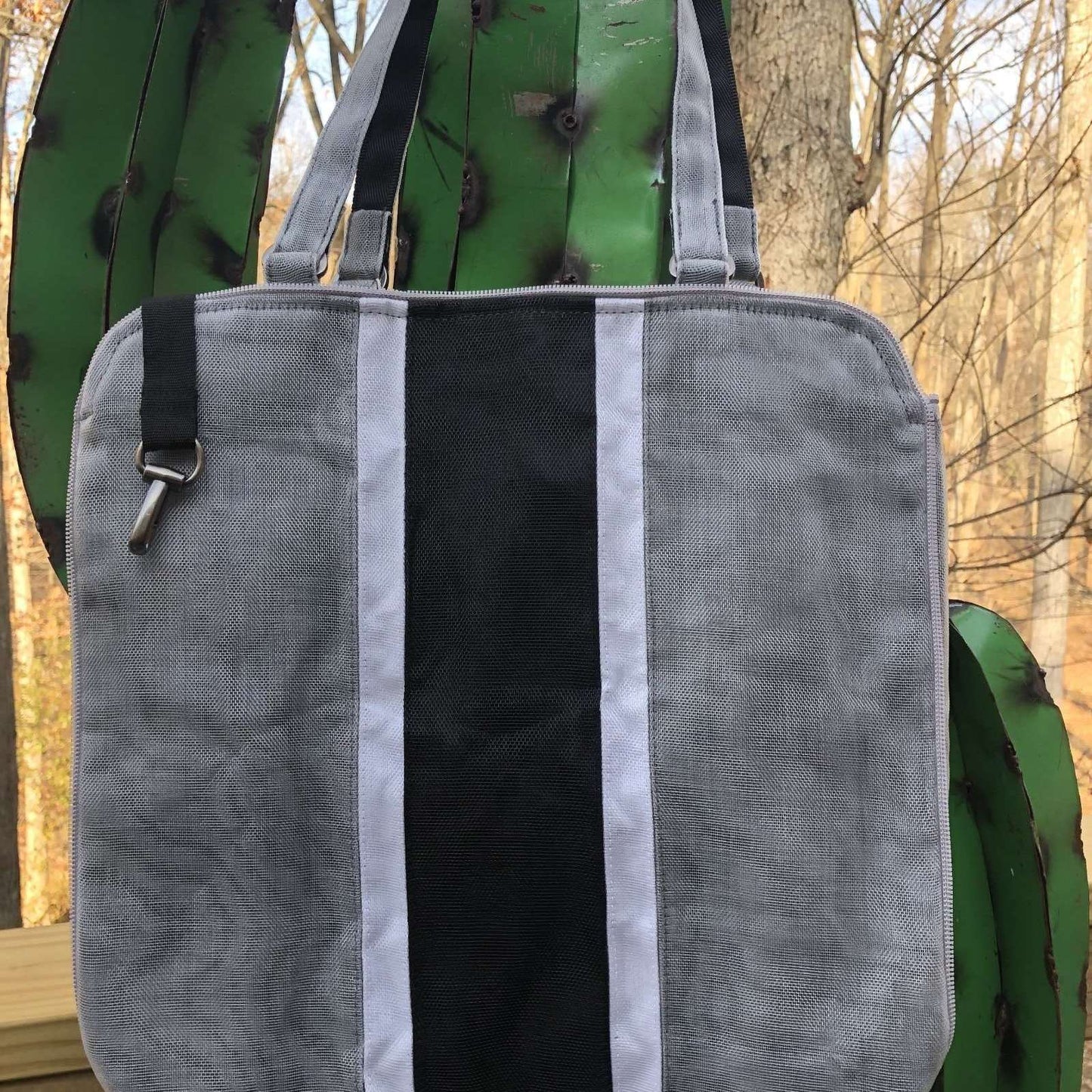 Contemporary Sustainable Industrial Netting Chic Totes