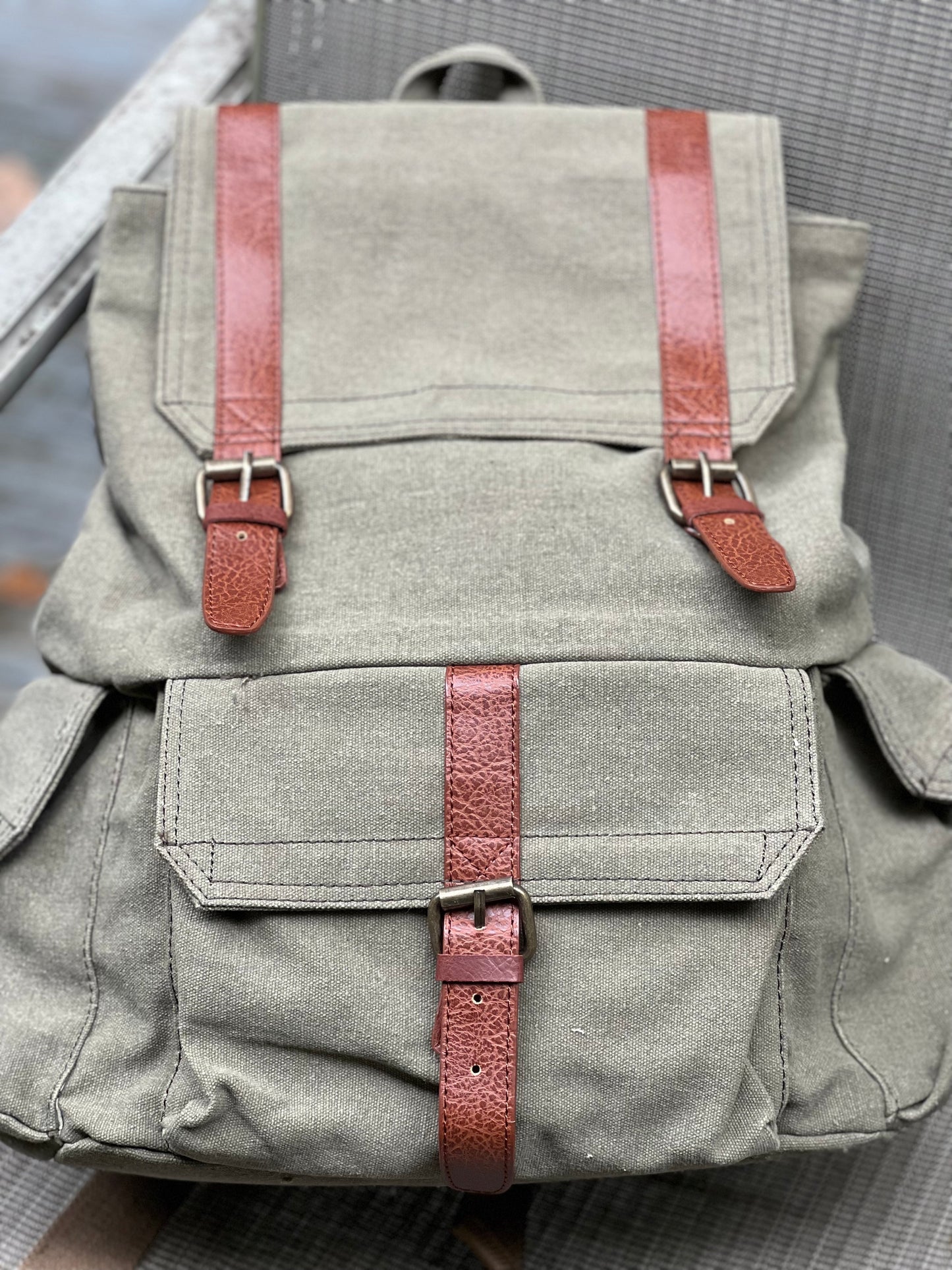 Rugged Moss Backpack