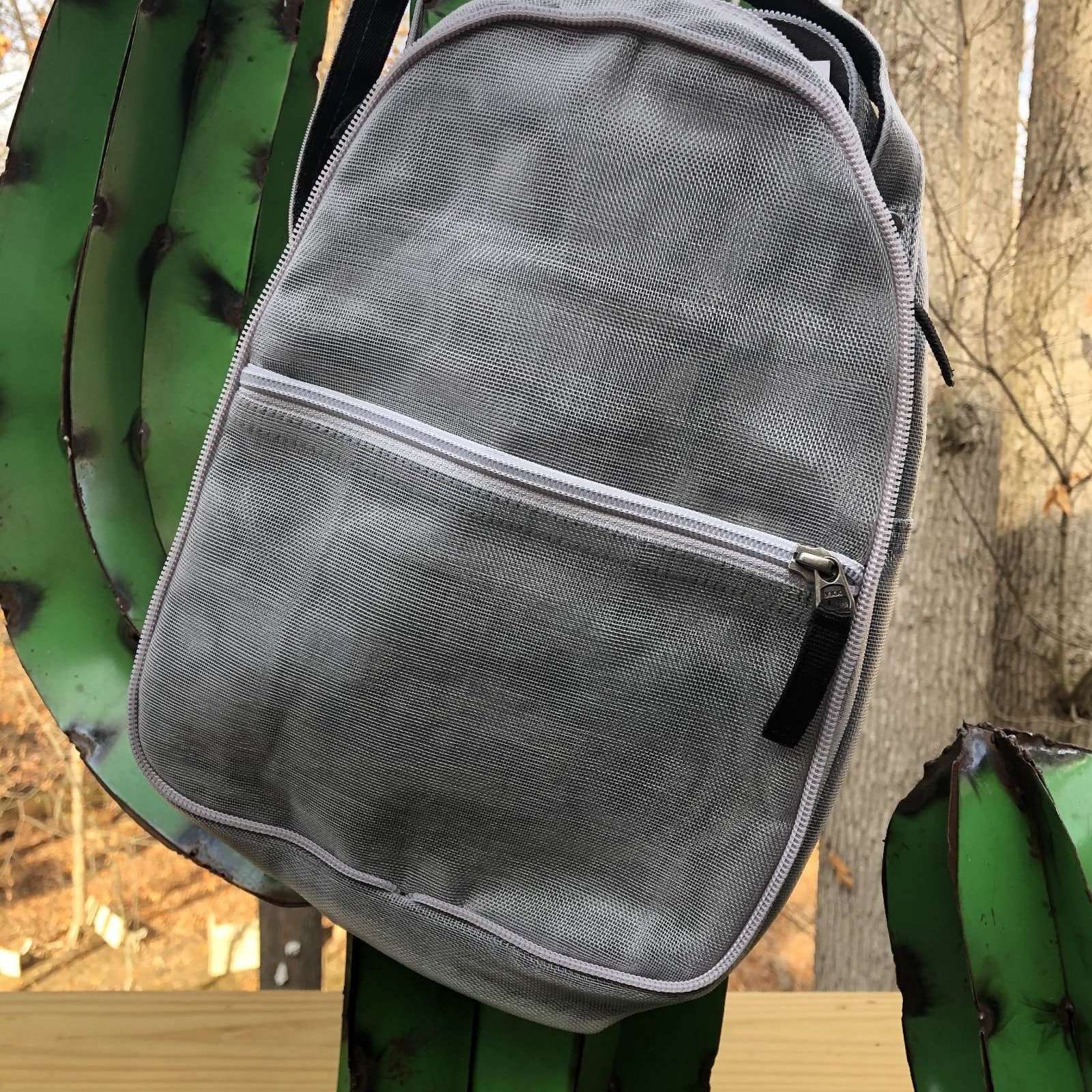 Contemporary Sustainable Industrial Netting Mini Backpacks – in-jeen-yuhs